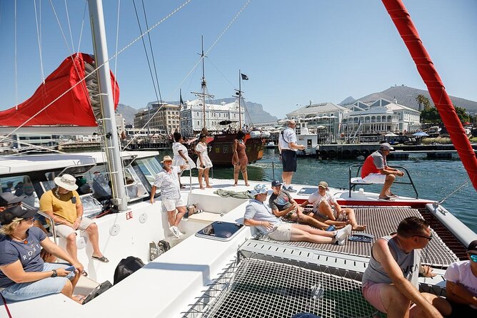 1- Hour Catamaran Cruise Cape Town - The big idea: Cape Town, but from deck level