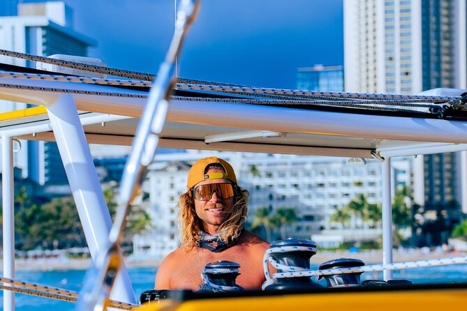 1-Hour Diamond Head Sail of Waikiki Beach - Riding Toward Diamond Head: Why This View Is the Point