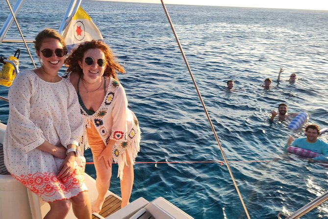 100% Private Charter Snorkel, Sail, Relax (Cruisers Friendly) - 1000 Steps: Turtles Are Possible, Timing Is Not Guaranteed