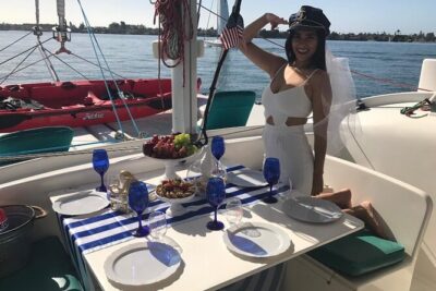 2.5-Hour Small-Group Catamaran Sunset Sail with Drinks - The 2.5-Hour Loop: Midway, Downtown Waterfront, and Point Loma