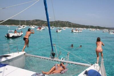 2-Catamaran tour from Cannigione to the Maddalena Archipelago - Included meals and drinks: you don’t have to budget for the “boat tax”