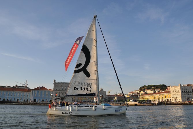 2 Hours Private Sailing Tour in Lisbon - Skipper and crew: the sailing part is also the people part