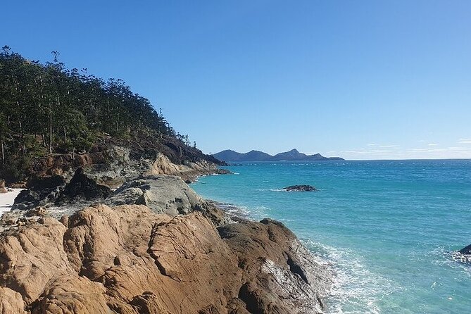 2-Night Whitsundays Sailing Cruise incl. Whitehaven Beach & Great Barrier Reef - Hook Island, Hayman Island, Border Island, and Whitsunday Island