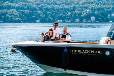 3H Guided Cruise Stop Bellagio Tender yacht Invictus 9 Pax - Como waterfront to Villa Elmo: dams, seaplanes, and show-worthy villas