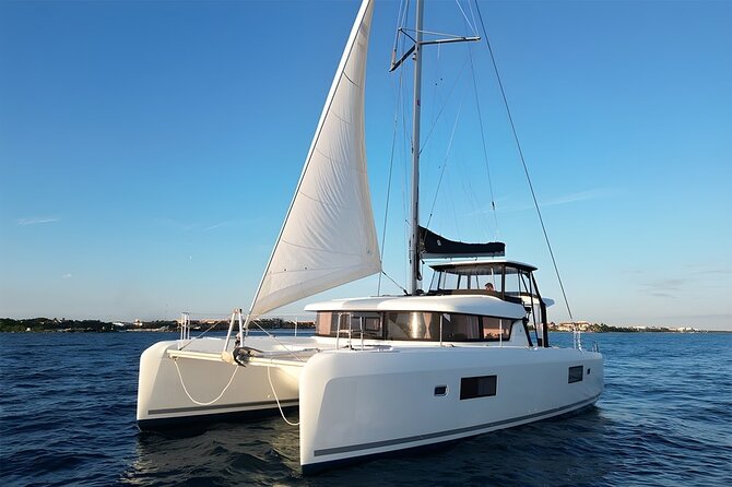 4 Hour Catamaran Experience in a Private 42' Lagoon - Marina BayMéxico Meeting Point: Getting Started Without Stress