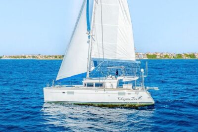 4 Hours Exclusive 45' Lagoon Catamaran Experience - Food and drinks that keep the trip moving (and don’t feel like an afterthought)