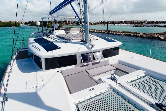 4 Hours Exclusive 45' Lagoon Catamaran Experience - Price and what $2,000 per group really buys you