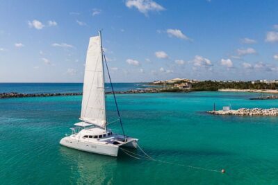 4H Private 38'Catamaran All-Inclusive in Tulum & Playa del Carmen - Meeting up at Puerto Aventuras: the smooth start