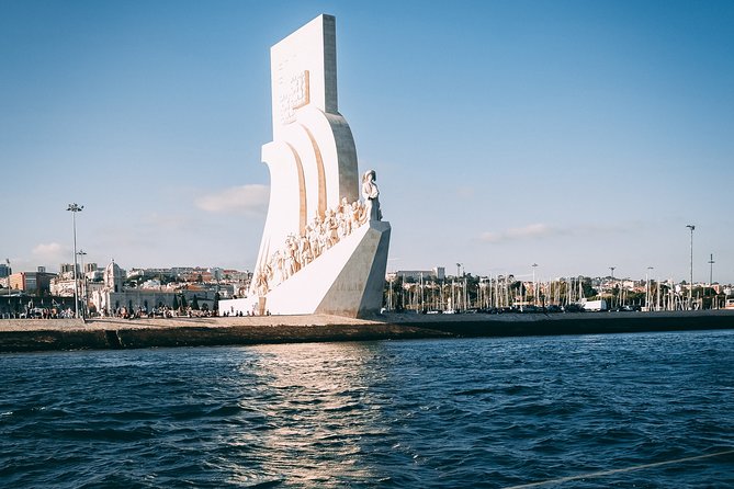 4h Private Boat Tour - Sailing, Swimming and Sunbathing - Comfort on a small sailboat: Space, rain, and sea-legs reality