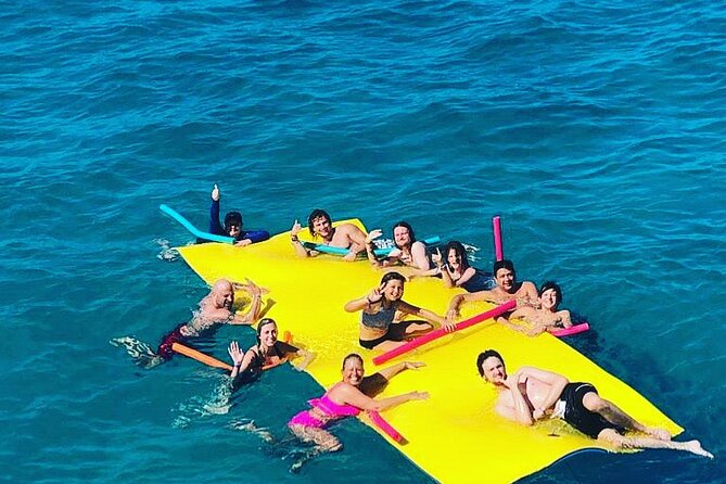 5 Hour Luxury Catamaran Day Sail in Sint Maarten on The Phoenix - Maho Beach: plane watching from the sea (and how to enjoy it)