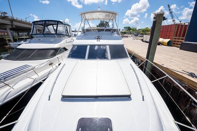 70ft + Free Hour | Miami Yacht Rental | 3 to 8 Hours | 13 ppl - Who this private Miami yacht rental suits best