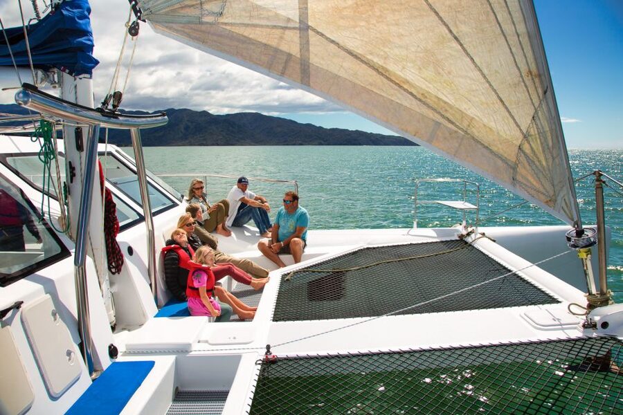 Abel Tasman National Park: Day Sailing Adventure with Lunch - Anchorage Beach lunch: a full hour on golden sand