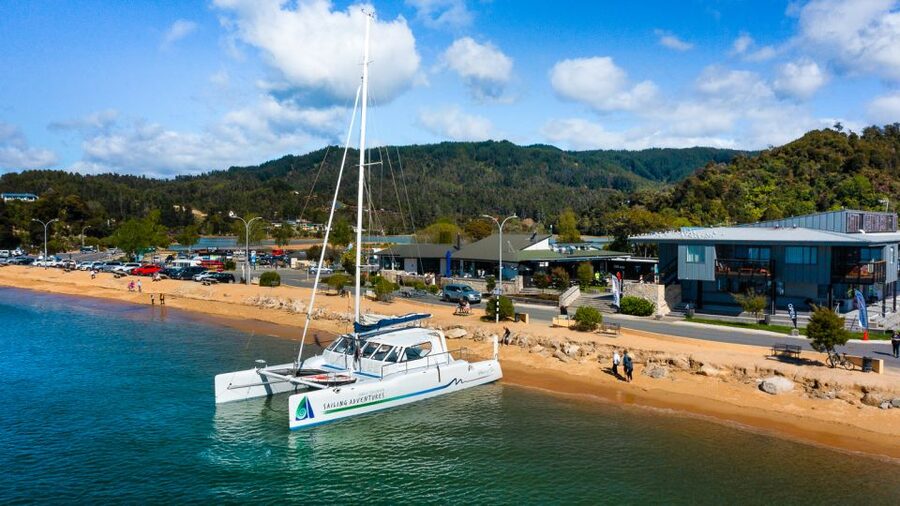 Abel Tasman National Park: Day Sailing Adventure with Lunch - Getting there: Kaiteriteri meeting point and what to do first