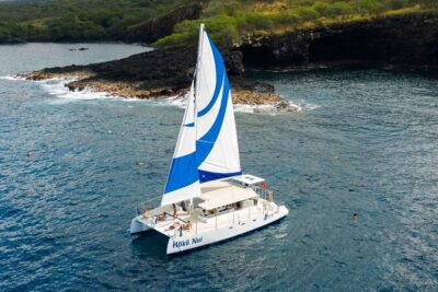 Afternoon Sail & Snorkel to the Captain Cook Monument - Keauhou Bay meeting point and the start-up routine