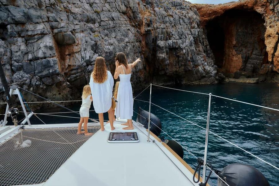 Agios Nikolaos: Spinalonga PM Catamaran Cruise with Dinner - Check-In at Marina Agios Nikolaos: Don’t Wander, Start Easy