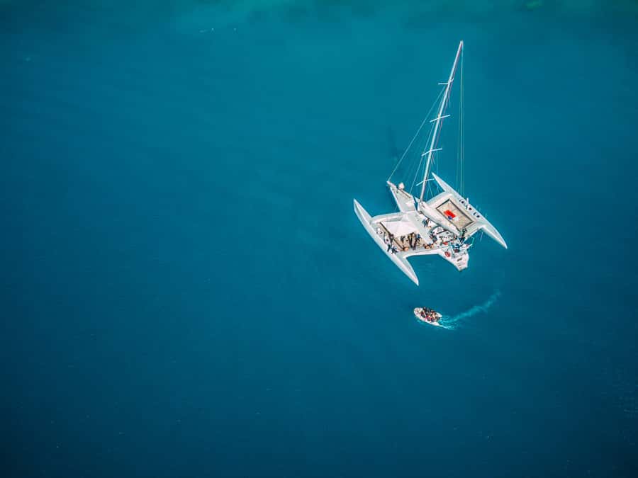 Airlie Beach: 2-Day Whitsunday Islands Sailing Snorkel Tour - Who should book Avatar, and who should skip it