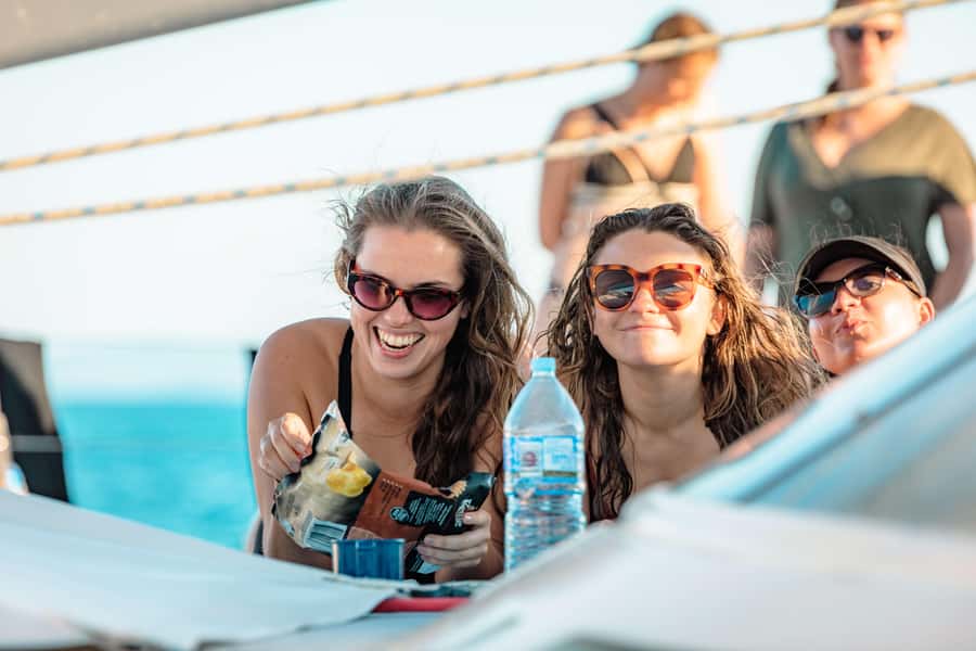 Airlie Beach: 2-Day Whitsunday Islands Sailing Snorkel Tour - Avatar trimaran: why the boat matters in the Whitsundays