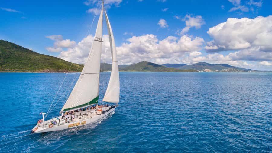 Airlie Beach: 2-Night Whitsundays Sailing Trip with Meals - Getting to Coral Sea Marina and Finding Meeting Point C