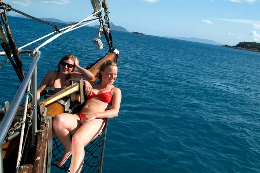 Airlie Beach: Providence Whitehaven Day Sail with Snorkeling - Food, drinks, and your food plan for the day