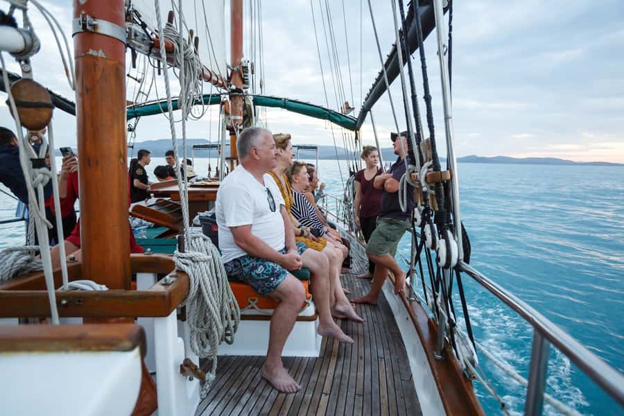 Airlie Beach: Providence Whitsundays Tallship Sunset Sail - Key points at a glance