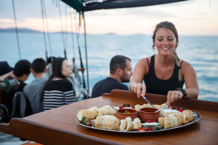 Airlie Beach: Providence Whitsundays Tallship Sunset Sail - The sunset moment: what you’re really paying for