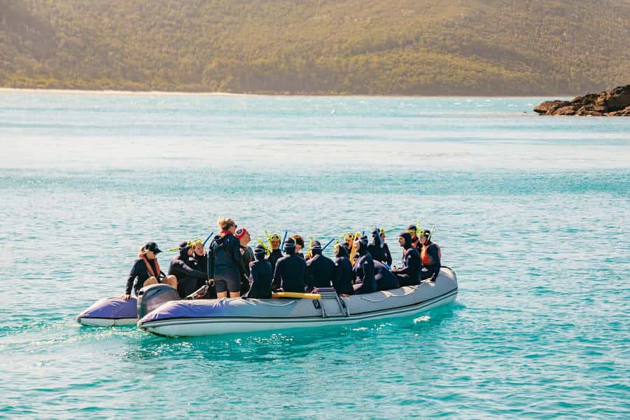 Airlie Beach: Whitsundays Full-Day Camira Sailing Adventure - Whitehaven Beach: why the northern mooring is worth it