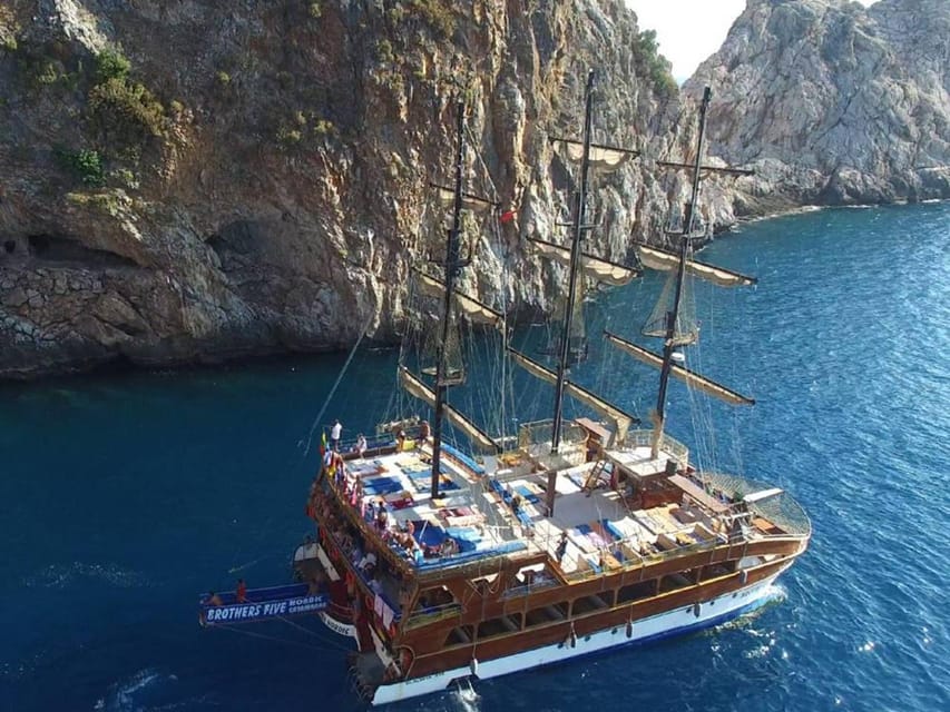 Alanya: Catamaran Boat Tour with Snorkeling and BBQ Lunch - Boat vibe, music, and the motion question