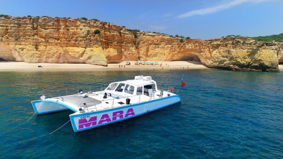 Albufeira: Catamaran Cruise with BBQ & Open Bar on the Beach - Benagil, Galé, and Carvoeiro: Reading the Rock Formations
