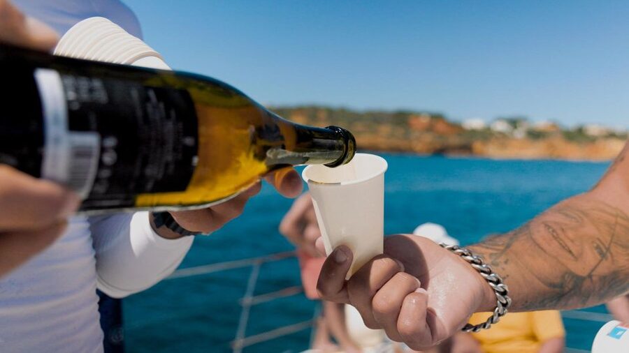 Albufeira: Caves and Coastline Catamaran Cruise to Benagil - Albandeira Beach and the Natural Arch: The Quick Stop That Makes People Grin
