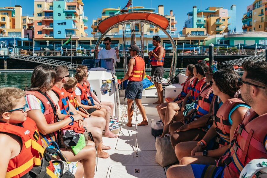 Albufeira: Parasailing Boat Trip - Who should join, and who should skip it (important)