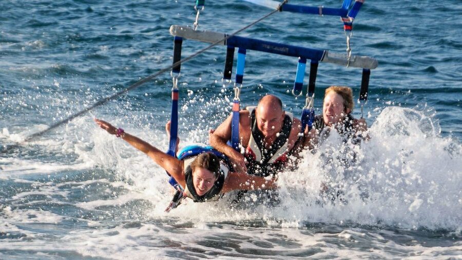 Albufeira: Single, Double or Triple Parasailing Tour - Single vs double vs triple: how the setup changes your experience