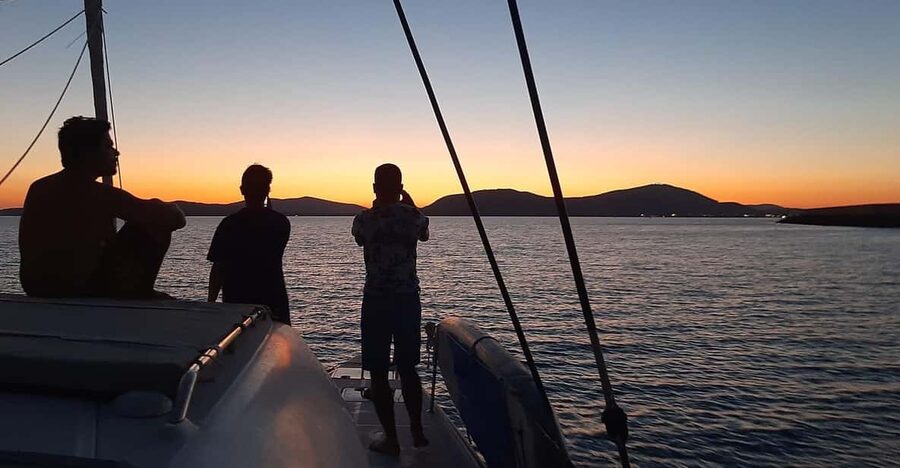 Alghero catamaran sunset tour Alghero - Why this Alghero sunset catamaran works so well