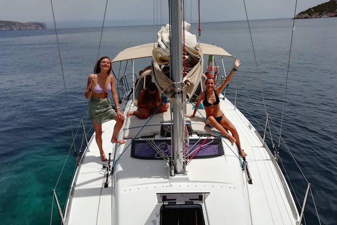 Alghero - Sailboat trip with lunch on board, - RainbowMolo Antonio Lo Frasso: where your day starts (and why it matters)