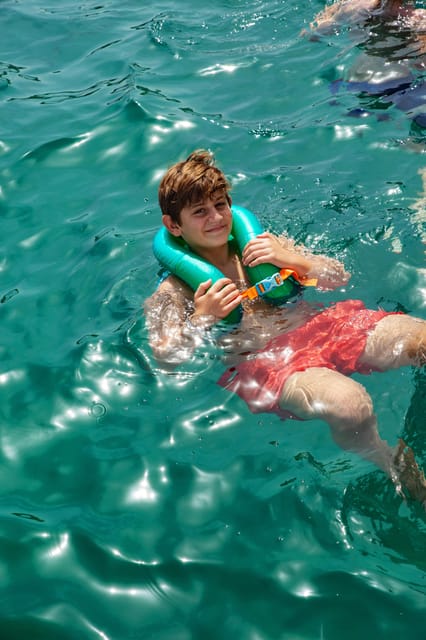 Alicante: 3-Hour Coastal Catamaran Cruise - Onboard drinks, fruit, and the mood on deck