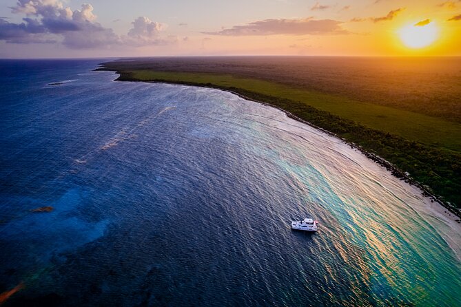 All Inclusive Luxury Yacht – Private Island Experience - Chef-prepared BBQ and premium drinks: Why “all-inclusive” feels real here