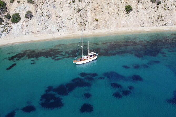 All-Inclusive Sailing Cruise-Skiathos & Nearby Islands with Lunch - Getting on the boat: timing, meeting point, and what to bring