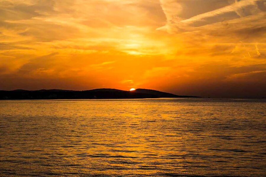 Altea: Catamaran Tour with Sunset Option - Getting on Board at Altea Port (and Why Timing Matters)