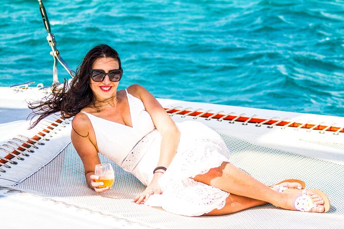 Aruba Happy Hour Sunset Sail with Savory Bites and Cocktails - Aruba happy hour: why a sunset sail beats the big-boat routine