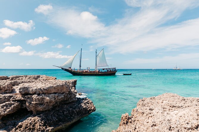 Aruba Jolly Pirate Afternoon Sail with Snorkeling - Open Bar on Deck: Drinks Included, But Keep It Your Choice