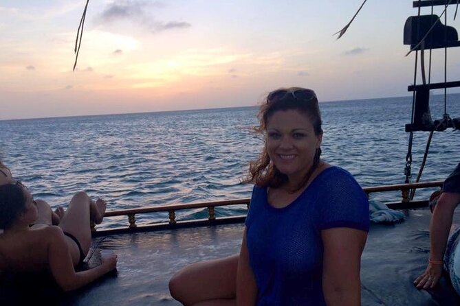 Aruba Sunset Jolly Pirate Sail with Open Bar - The Rope Swing: The Moment Most People Actually Remember