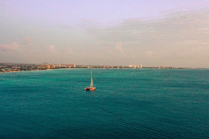 Aruba Sunset Sail with Open Bar - The Open Bar and Snacks: How the Included Stuff Changes the Experience