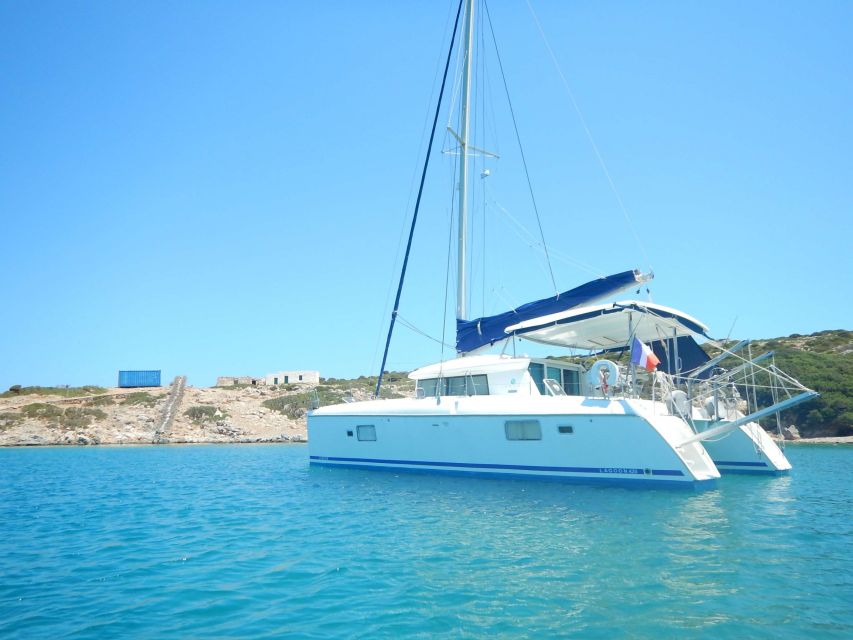Athens: Catamaran Cruise with Fresh Lunch and Wine - The Return Ride: Fruit, Wine, and a Chance for Sunset Views