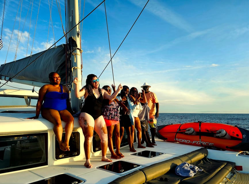 Athens: Riviera Catamaran Tour with Fresh Meal and Drinks - Hydrousa: uninhabited island energy without the hiking
