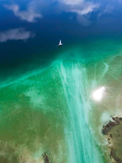 Bacalar: Lagoon Sailing Tour with Snacks and Drinks - Cruising Bacalar Lagoon: Wind Basics, Mangroves, and Cenote Views