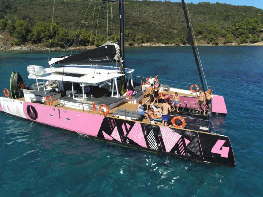 Baden: Gulf of Morbihan Exploration by Catamaran - Exploring the Houat western coast (when your route includes it)