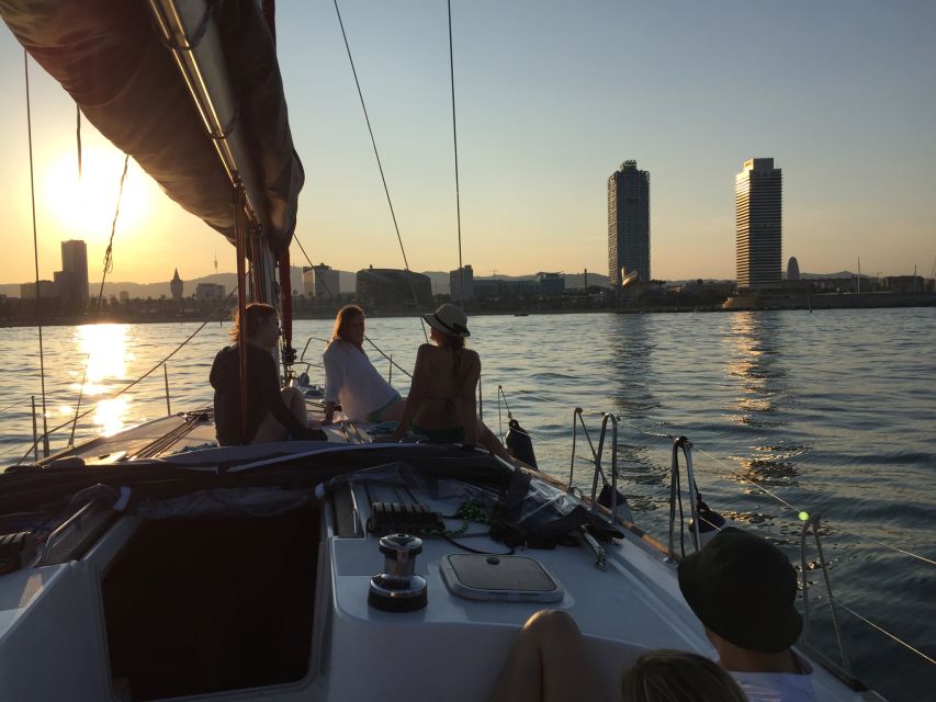 Barcelona: 2-Hour Sunset Sailboat Trip - Sunset sights from the water: Sagrada Família and Tibidabo