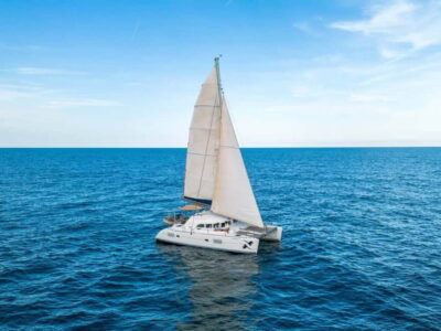 Barcelona: Catamaran Cruise w/ Sailing, Wine, & Tapa - What the 2 Hours Feels Like: A Simple Sailing Rhythm