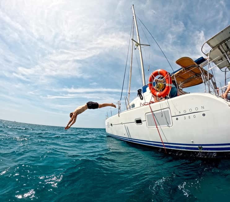 Barcelona: Catamaran Cruise w/ Sailing, Wine, & Tapa - Comfort Notes: Motion, Shade, and What to Bring