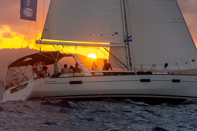 Barcelona Coastal Sailing (Open Bar, Catalan Snack & Swim Stop) - A small-group real sailboat for a relaxed Barcelona evening