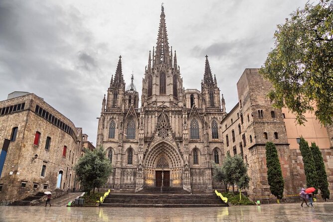 Barcelona Helicopter, Sailboat & Old Town Private Walking Tour - Old Town Walking: Gothic Quarter, Cathedral Facade, and City Hall Photos